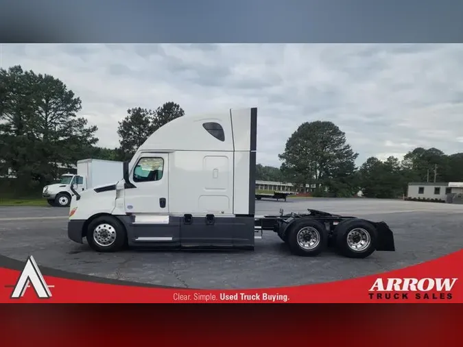 2020 FREIGHTLINER CA126