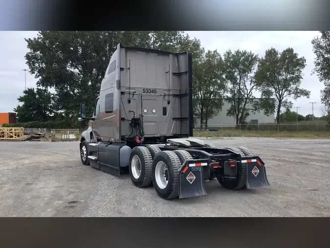 2022 International LT