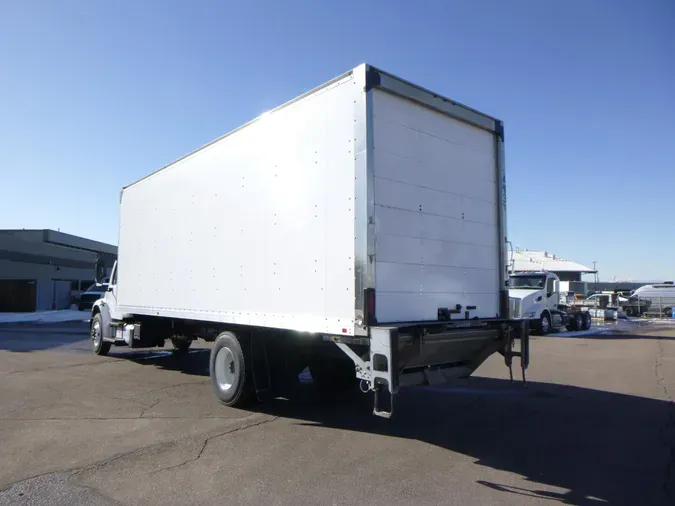 2019 Freightliner Business Class M2 106