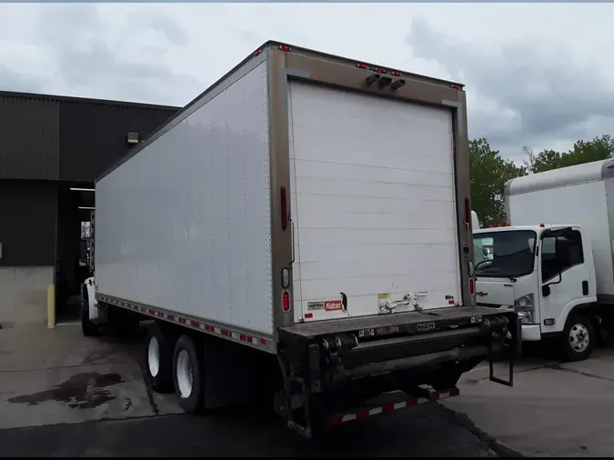 2017 FREIGHTLINER/MERCEDES M2 106