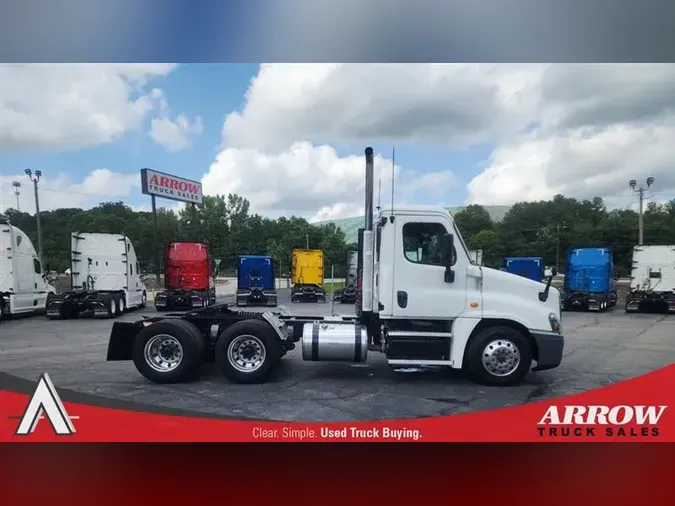 2016 FREIGHTLINER CASCADIA