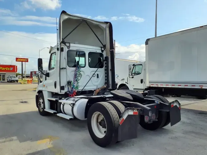 2019 FREIGHTLINER/MERCEDES CASCADIA 1257cf5126221a1cee506f558984d40a0d6