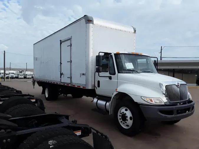 2019 NAVISTAR INTERNATIONAL 4300