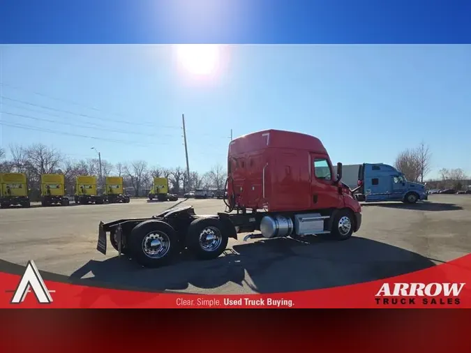 2020 FREIGHTLINER CA116