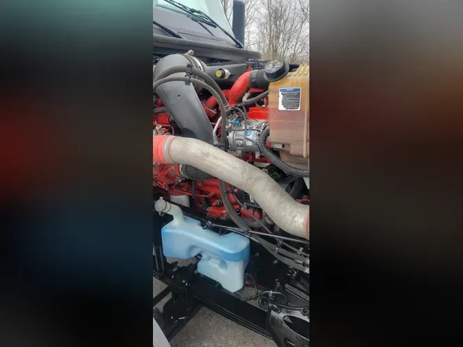 2021 International LT625