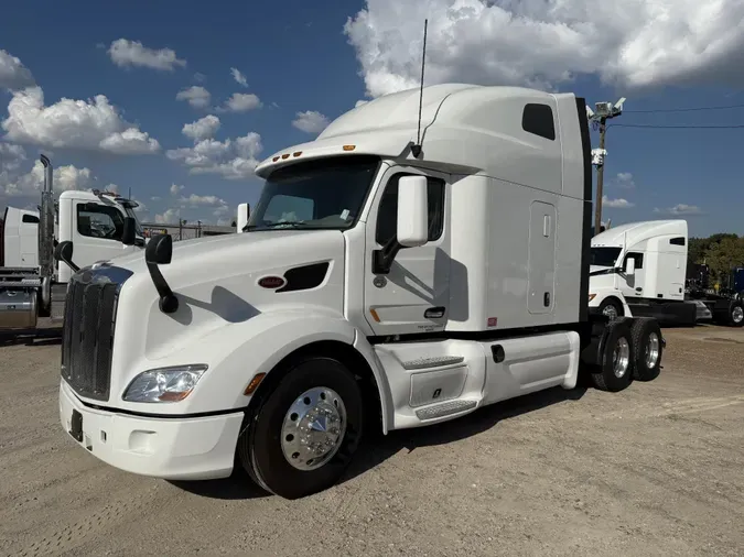 2022 Peterbilt 579