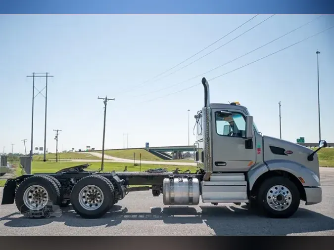 2019 PETERBILT 579