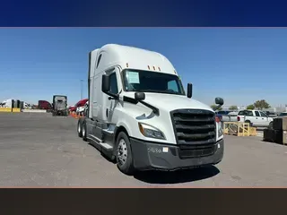 2021 Freightliner Cascadia 126