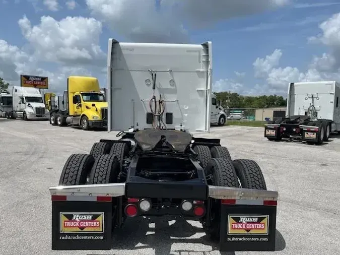 2021 Peterbilt 579