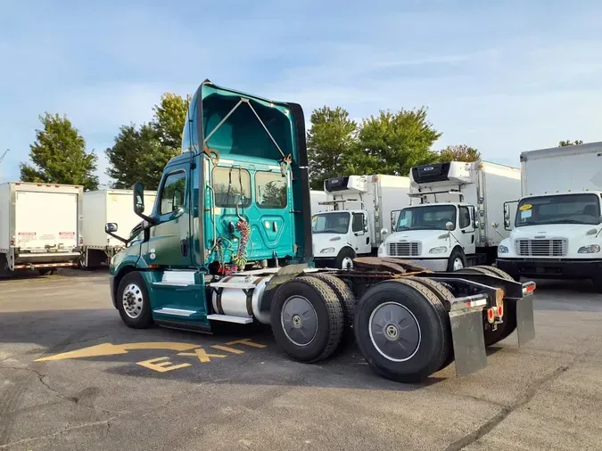 2019 FREIGHTLINER/MERCEDES NEW CASCADIA PX12664