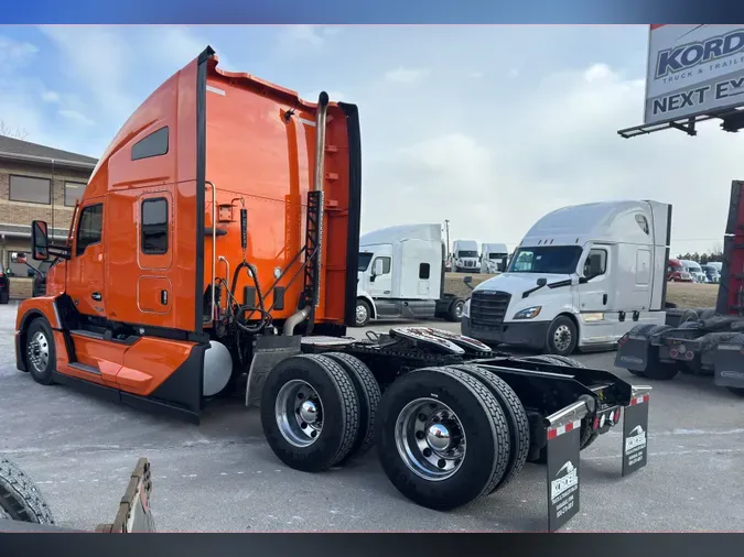 2023 KENWORTH T680