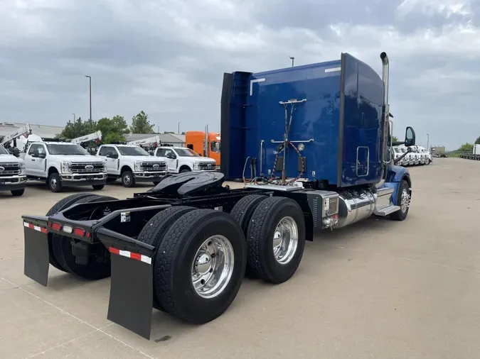 2022 Peterbilt 579