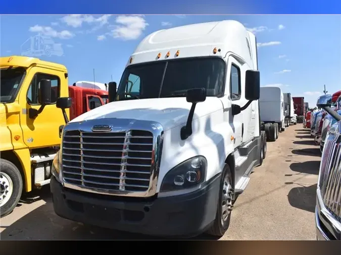 2015 FREIGHTLINER CASCADIA 125