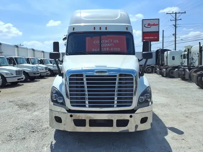 2020 FREIGHTLINER/MERCEDES CASCADIA 125