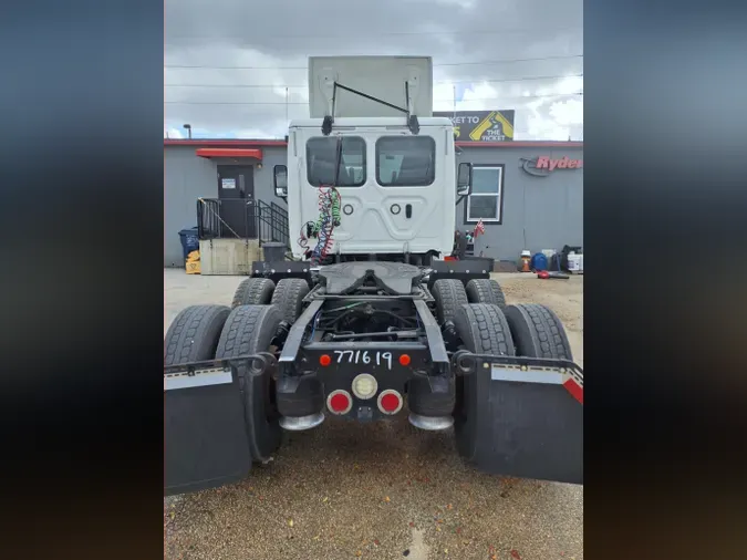 2018 FREIGHTLINER/MERCEDES CASCADIA 125