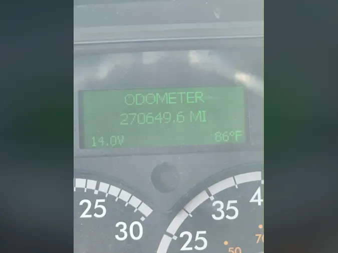 2018 FREIGHTLINER/MERCEDES M2 106