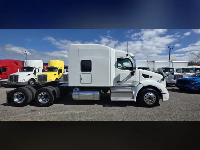 2022 Peterbilt 579