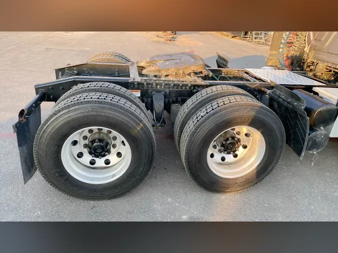 2019 Freightliner Cascadia 1267d251eb5a430b01545f399f2ffc6eea7