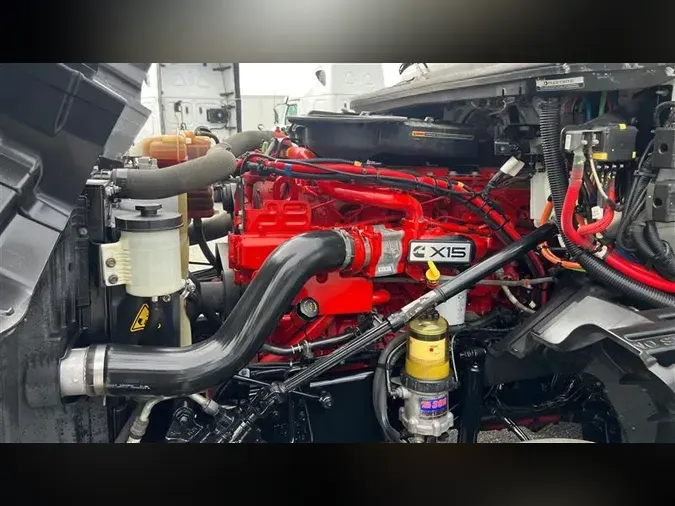 2022 INTERNATIONAL LT