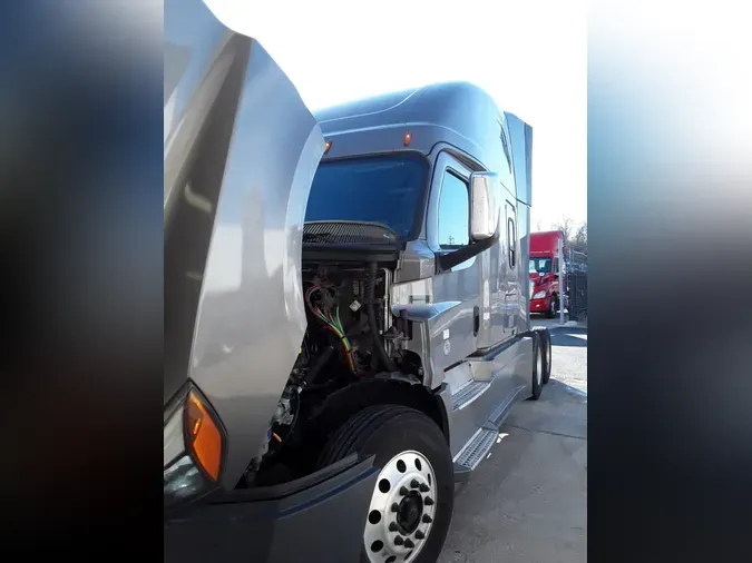 2020 FREIGHTLINER/MERCEDES NEW CASCADIA PX126647d28b74204ad2bf06ca3e96af2642347