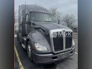 2022 KENWORTH T680