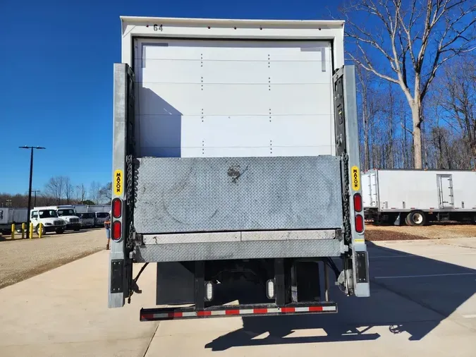 2020 FREIGHTLINER/MERCEDES M2 106