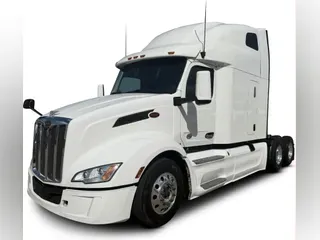 2022 Peterbilt 579