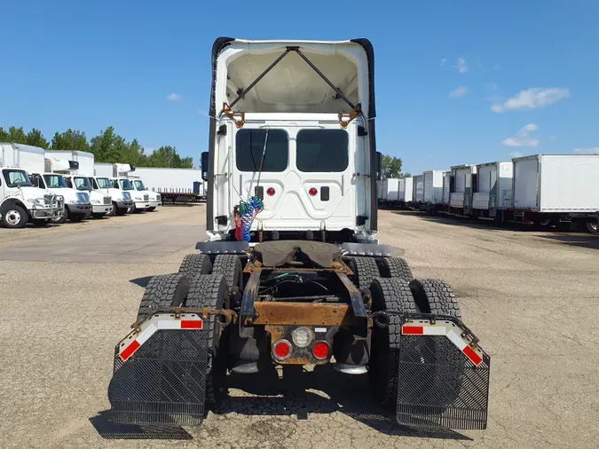 2017 FREIGHTLINER/MERCEDES CASCADIA 125