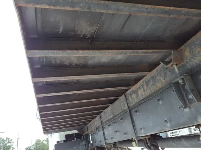 2018 FREIGHTLINER M2 106
