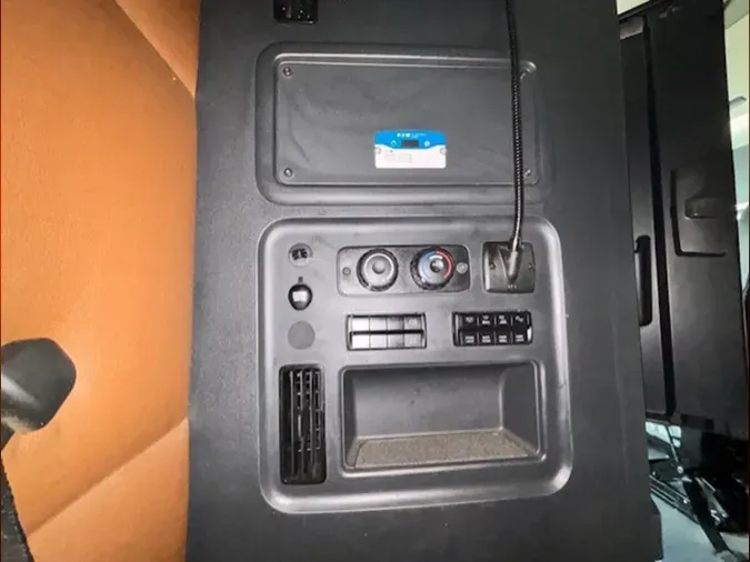 2021 Freightliner Cascadia 126