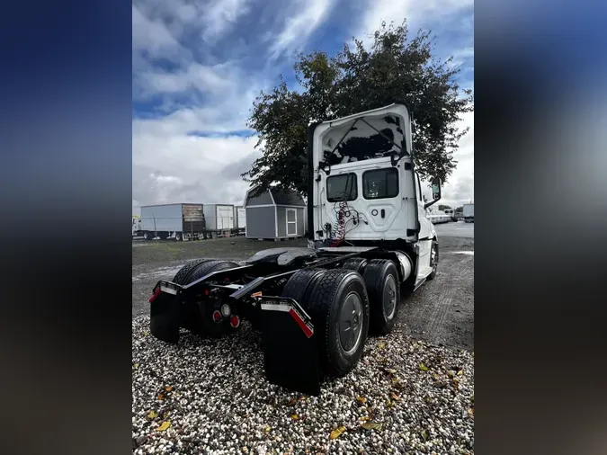2019 FREIGHTLINER/MERCEDES NEW CASCADIA PX126647d4057f7a3bffb37bb4ccbe7e0229cfb