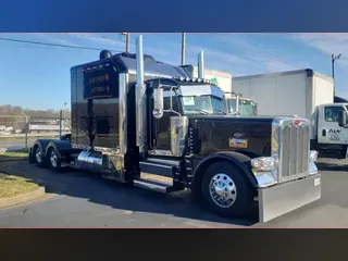 2024 Peterbilt 389