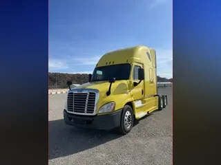 2015 FREIGHTLINER CASCADIA 125