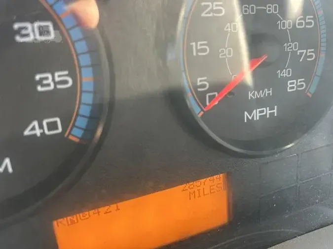 2019 INTERNATIONAL DURASTAR 4300