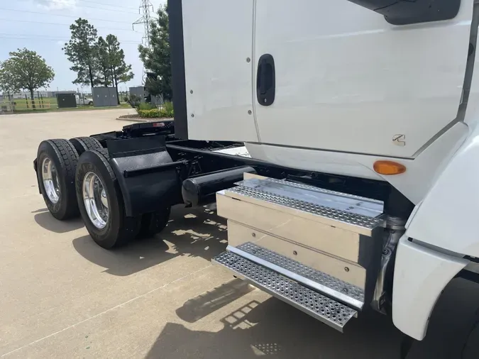 2019 International LT625