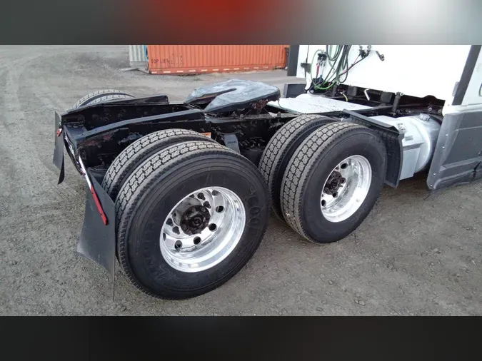 2021 Freightliner Cascadia 1267d461776deaee992b66e6b44159b3a19