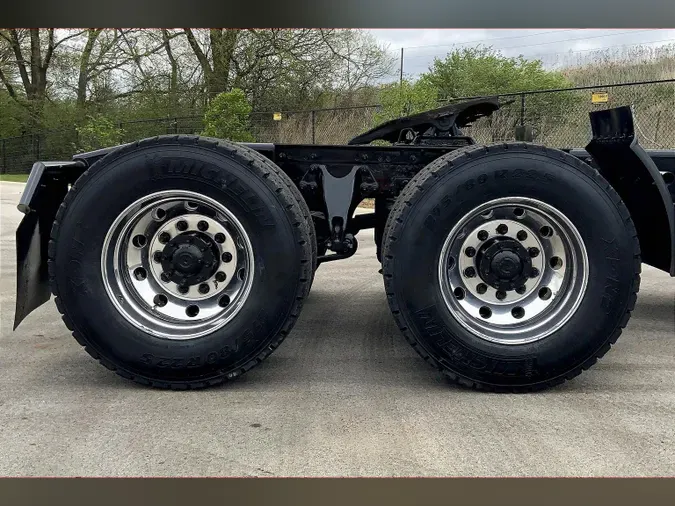 2020 INT LT625 6x4