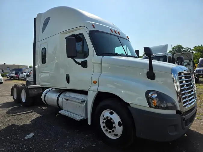 2020 FREIGHTLINER CASCADIA 125