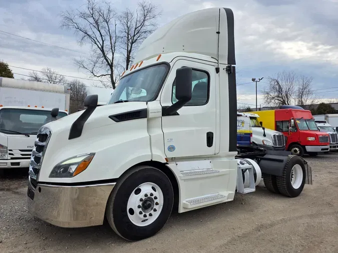 2019 FREIGHTLINER/MERCEDES NEW CASCADIA 1167d4d02701ea664fb0d1f3d377be0c57d