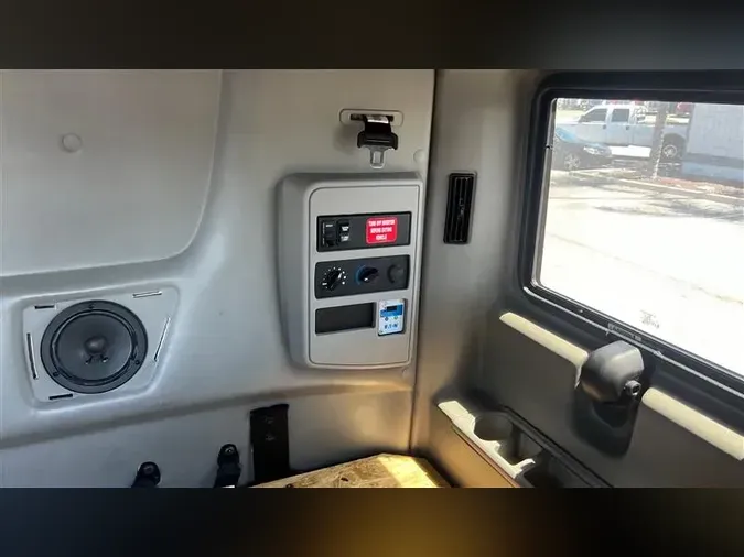 2022 INTERNATIONAL LT625