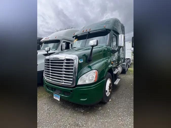 2019 FREIGHTLINER/MERCEDES CASCADIA 1257d4e8a5bad75fbc18a74537afd3dc6ab