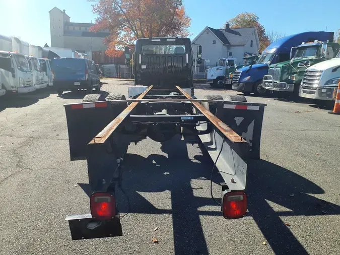 2019 FREIGHTLINER/MERCEDES M2 106