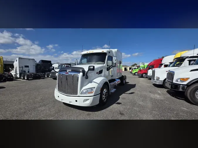 2022 Peterbilt 579