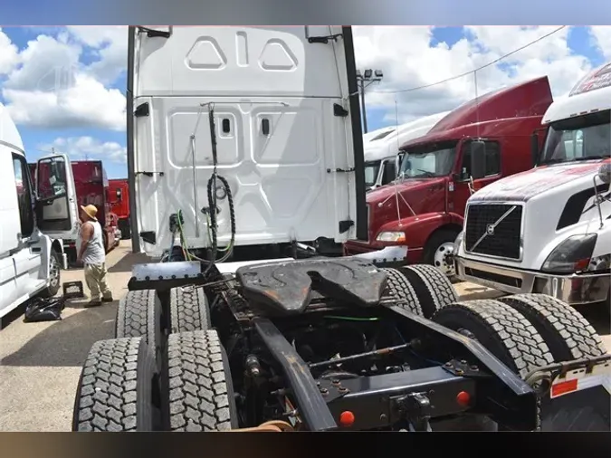 2018 FREIGHTLINER CASCADIA 125