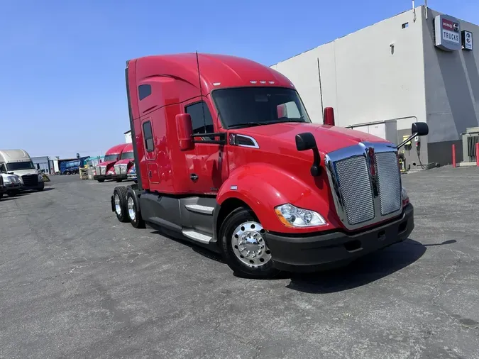 2020 Kenworth T680