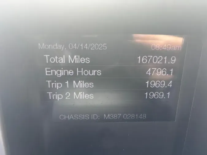 2023 MACK GR64FT