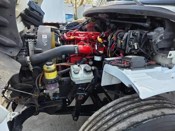 2020 FREIGHTLINER M2 106