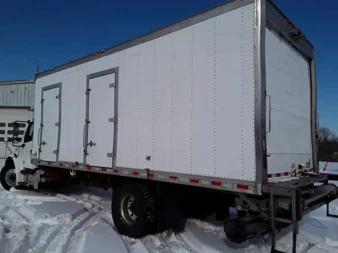 2020 FREIGHTLINER/MERCEDES M2 106