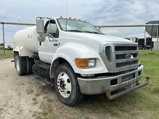 2005 FORD F650 SD