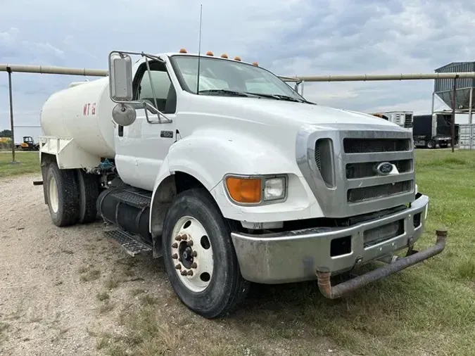 2005 FORD F6507d5bd1d0f337b58a09ff6a12c8307d21